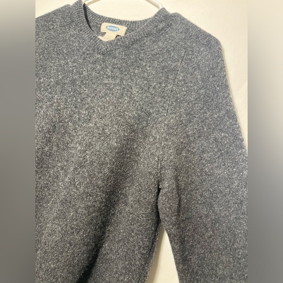 OLD NAVY V NECK LONG SLEEVE LAMBSWOOL NYLON DARK GRAY SWEATSHIRT - Picture 5 of 8